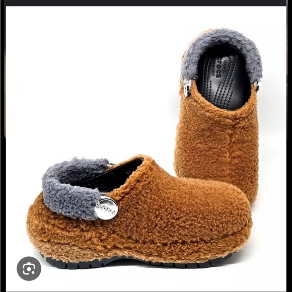 CROCS Other - CROCS Tan and Gray Fleece Loafers little Naz Ltd.